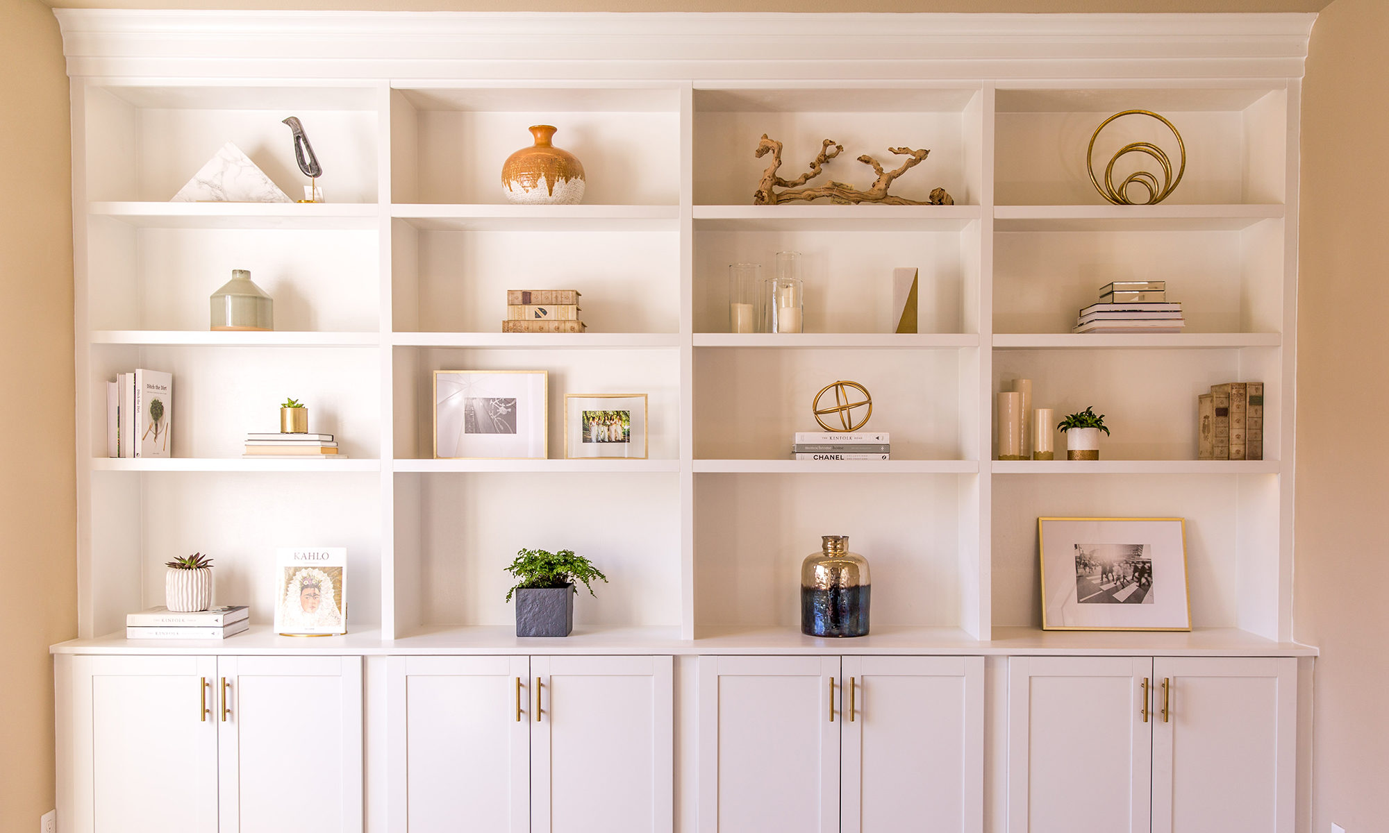 DIY Built In Shelves Library Cabinets 